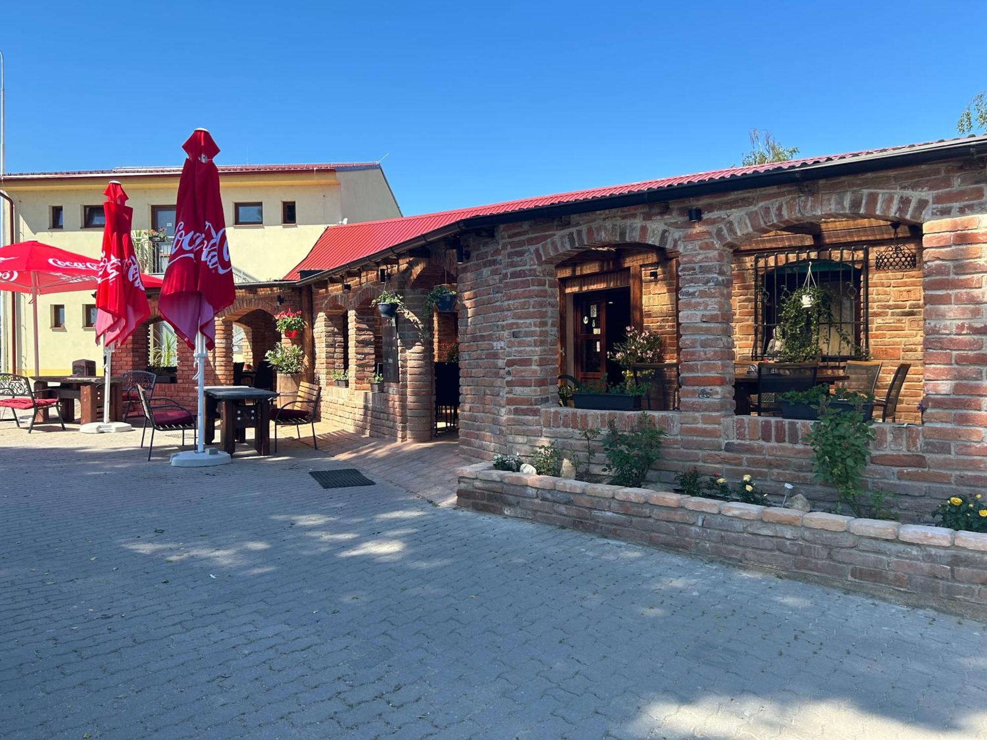 Penzion Grusbach Hotel Hrusovany nad Jevisovkou Exterior photo